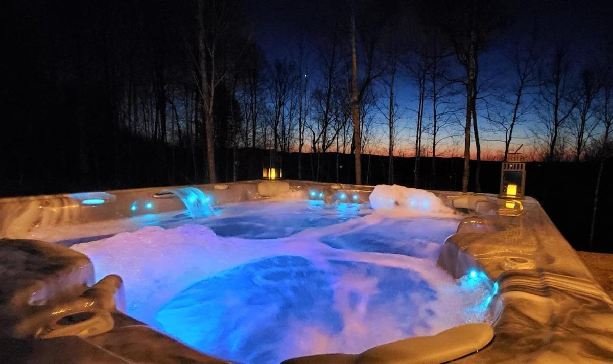 Chalet Serenity - Mont Tremblant Ski - Spa Sauna Wifi Tv Privet Chic Modern House Villa La Conception Exterior foto